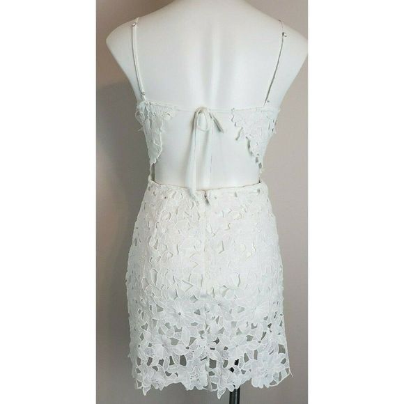 Cotton Candy LA White Floral Lace Dress Back Tie Cut Out Lined S EUC - Picture 2 of 5